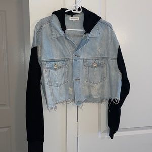 Vici Collection cropped jean jacket